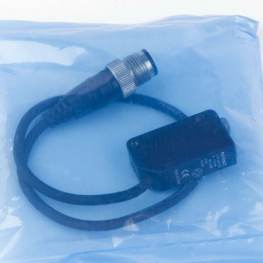 One New Keyence PZ-M33P Photoelectric Sensor Switch PZM33P US Free TAX
