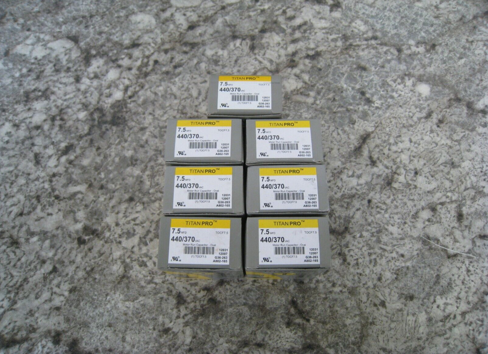 7 x New Titan Pro TOCF7.5 7.5MFD 440/370VAC Oval Motor Run Capacitor Lot