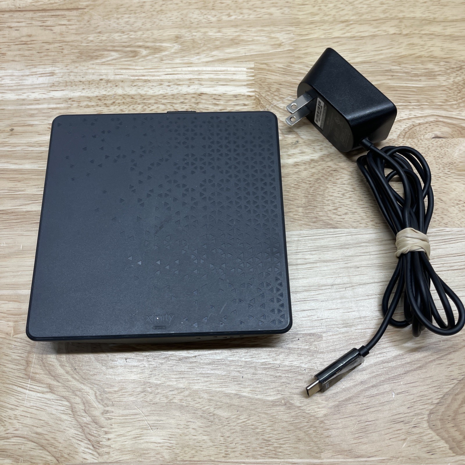 XFINITY Xi6-A Model TX061AEI Streaming TV Box & Power Adapter Tested - No Remote