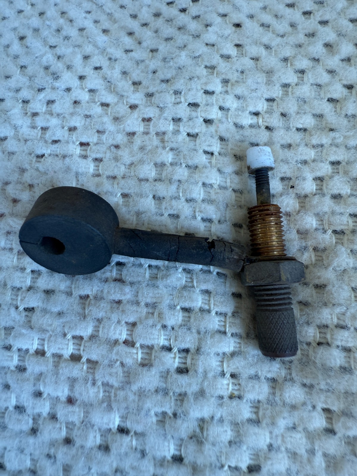 Archery Pressure Plunger and Arrow Holder