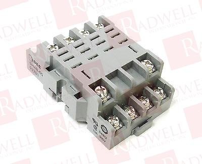 IDEC SH4B-05 / SH4B05 (NEW IN BOX)