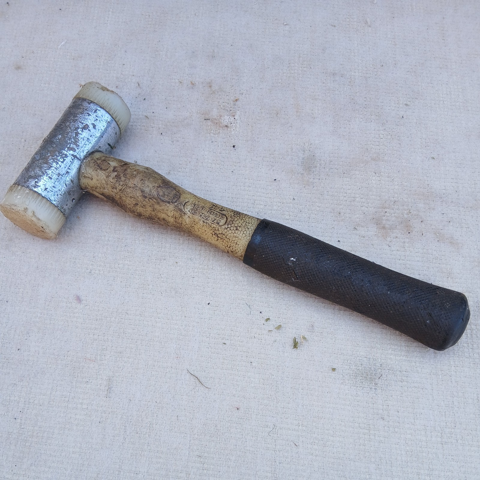 VINTAGE NYLON MALLET HAMMER.