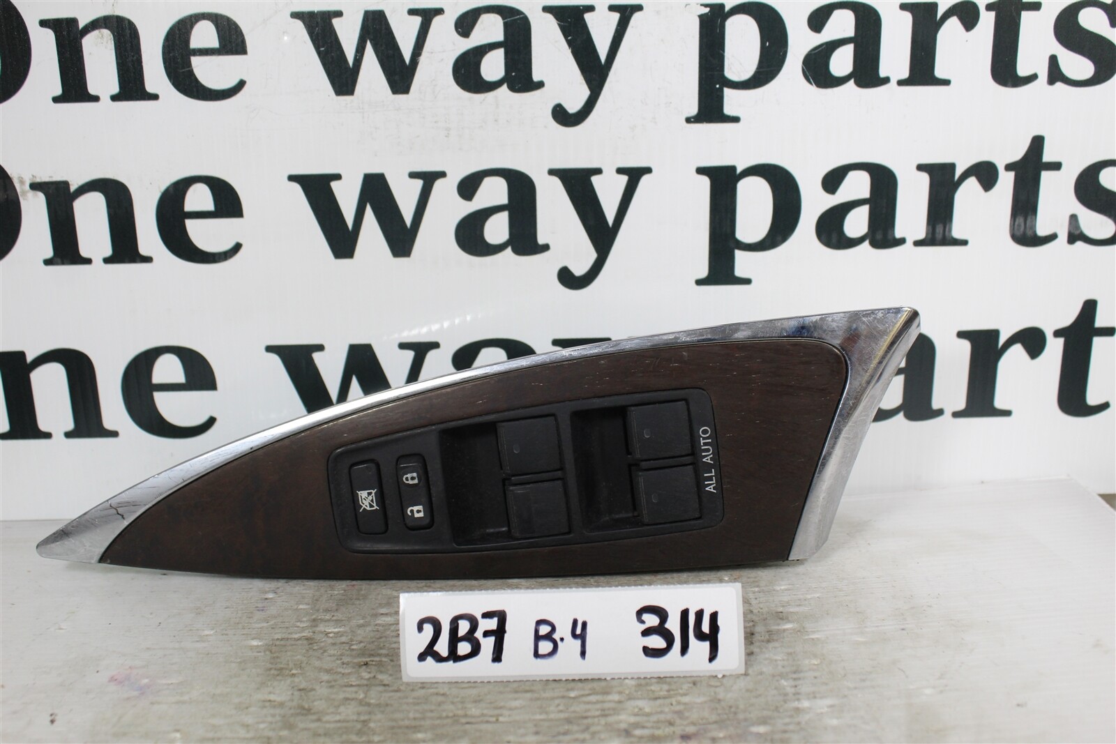 8404033070 Lexus ES350 2011 Left Driver Side Front Door Window Switch 314 2B7 B4
