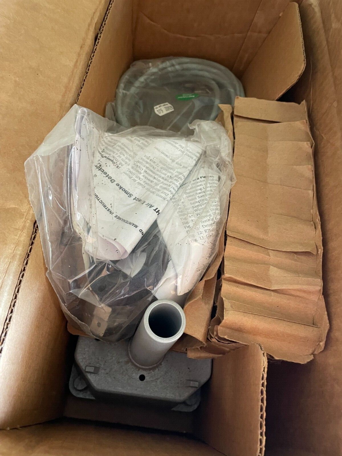 New - open box High Temp Duct Smoke Detector Model# DH400ACDCIHT
