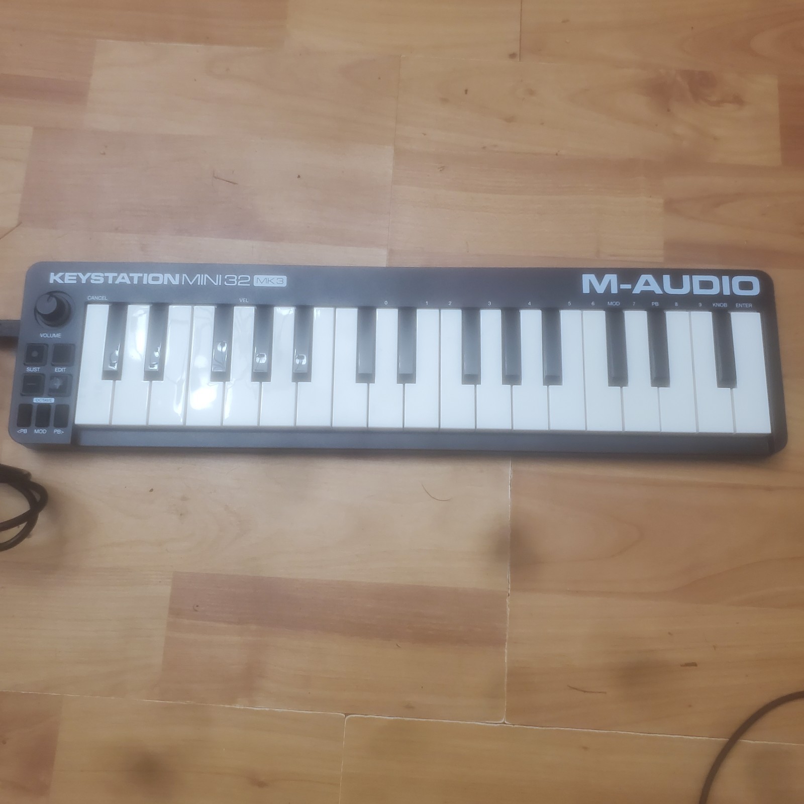 M-AUDIO Keystation Mini 32 MK3 USB MIDI Keyboard Controller