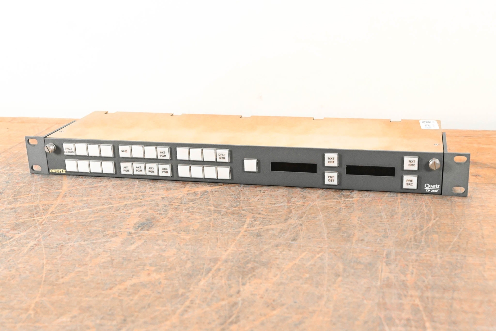 Evertz Quartz CP-2402 1RU 29-Button Remote Control Panel CG007AD