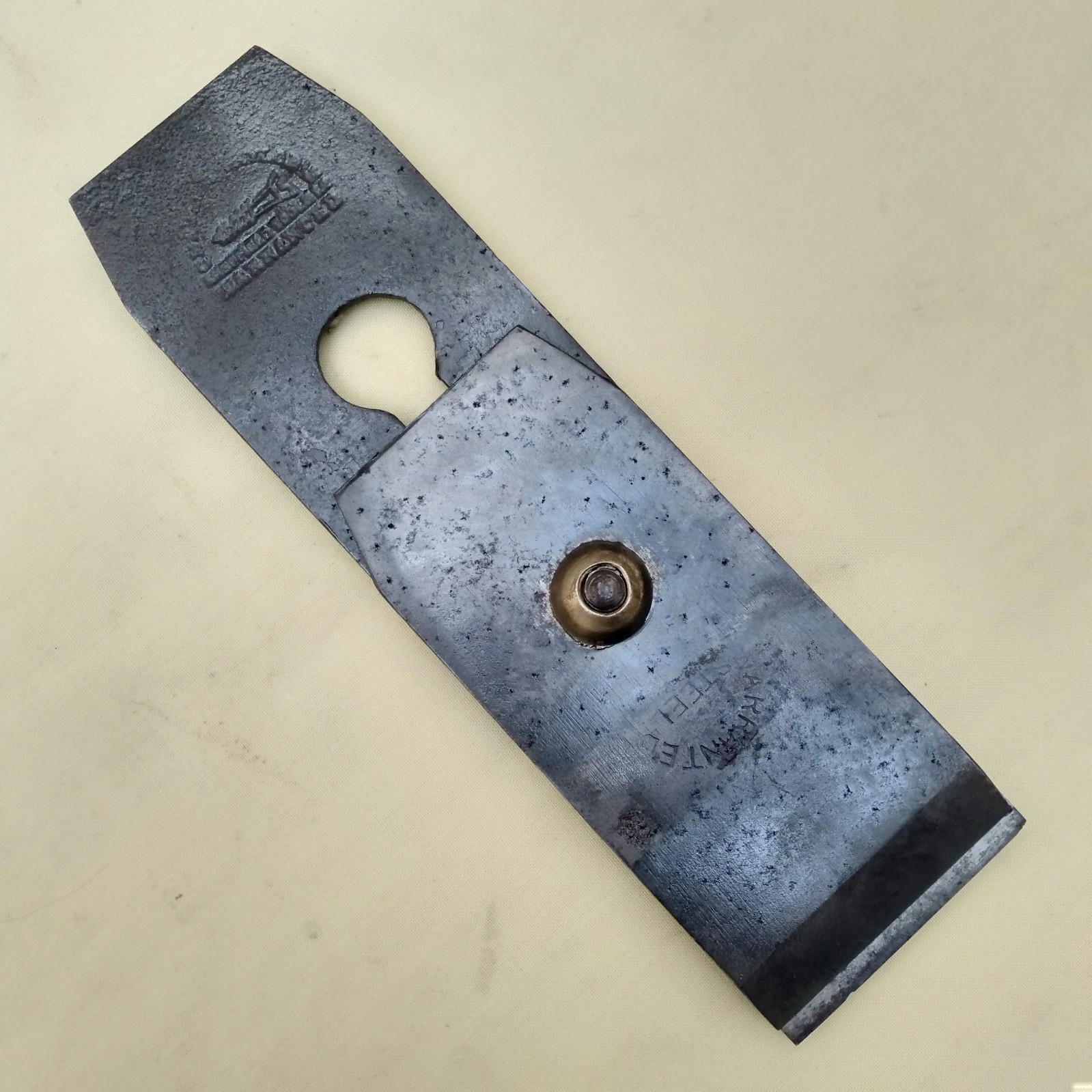 VINTAGE WARRANTED STEEL 2 1/8" PLANE IRON SHEFFIELD ENGLAND OLD TOOLS 🔵