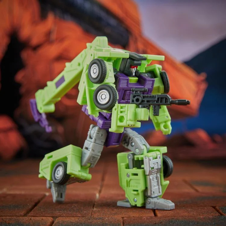 Studio Series Commander Constructicons Long Haul & Hook Action Figure 2-Pack