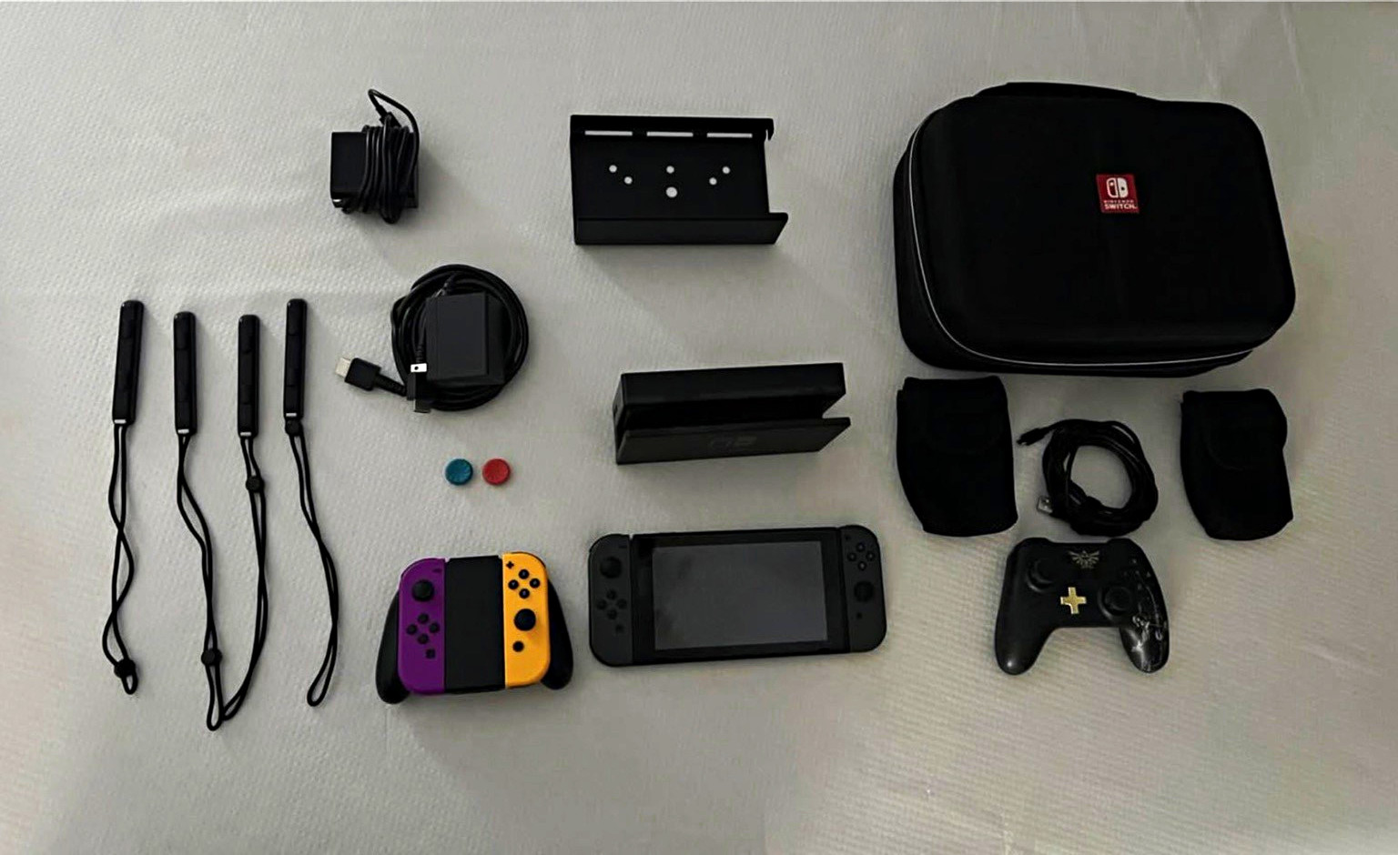 Unpatched Nintendo Switch V1 HAC-001 Bundle Pro Controller Extra Joy-Cons