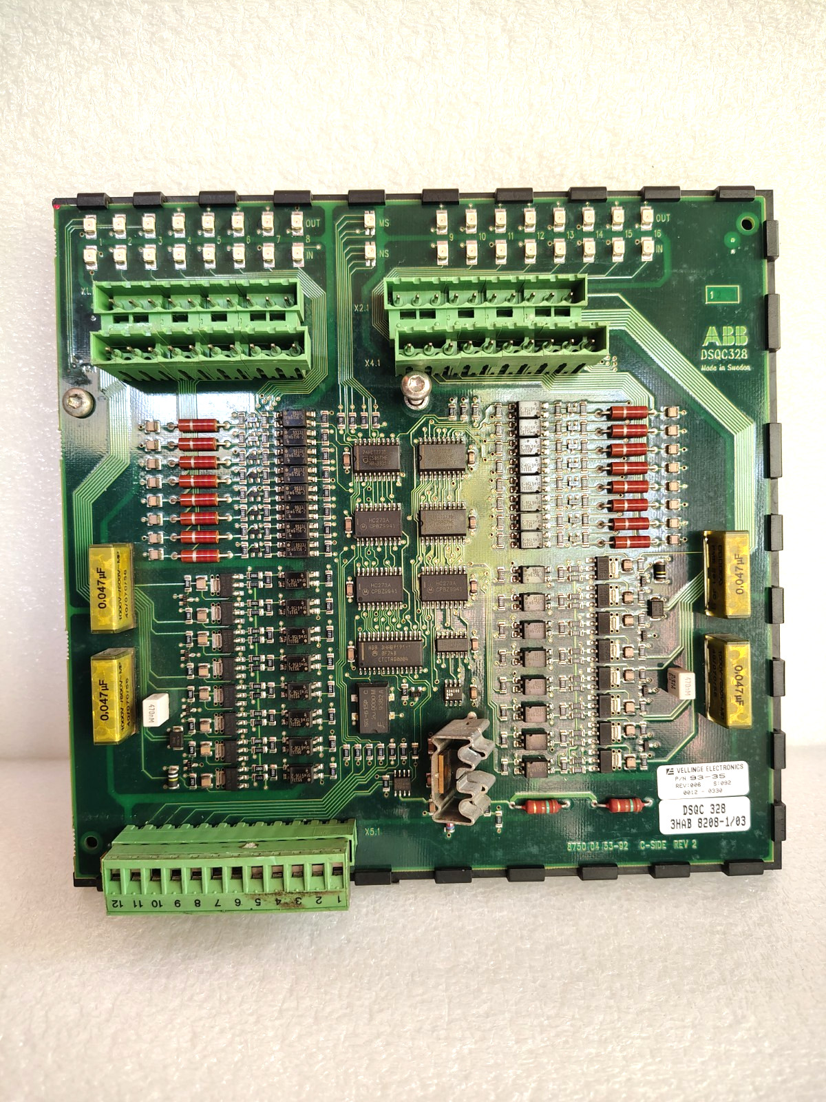ABB 3HAB 8208-1/03 DSQC 328 DIGITAL I/O CIRCUIT BOARD 3HAB8208103