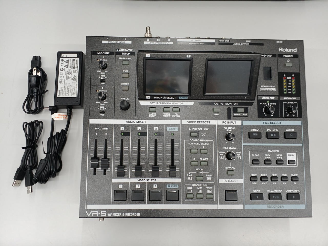 ROLAND VR-5 AV Mixer & Recorder USB Streaming Works Tested From Japan TMB01 10.5
