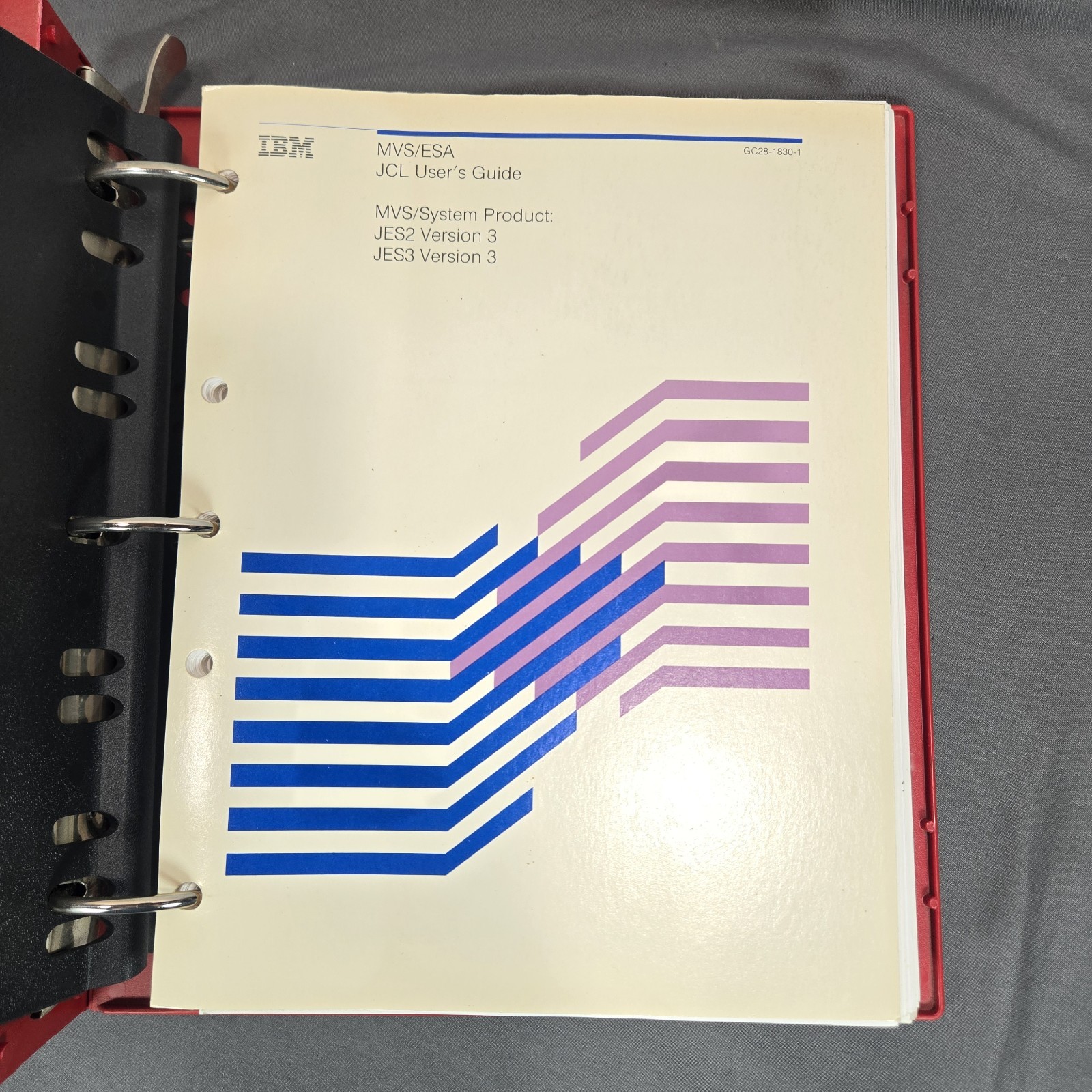 IBM MVS/ESA JCL User Guide Reference Manual Set Vintage 1989 Binder System 370