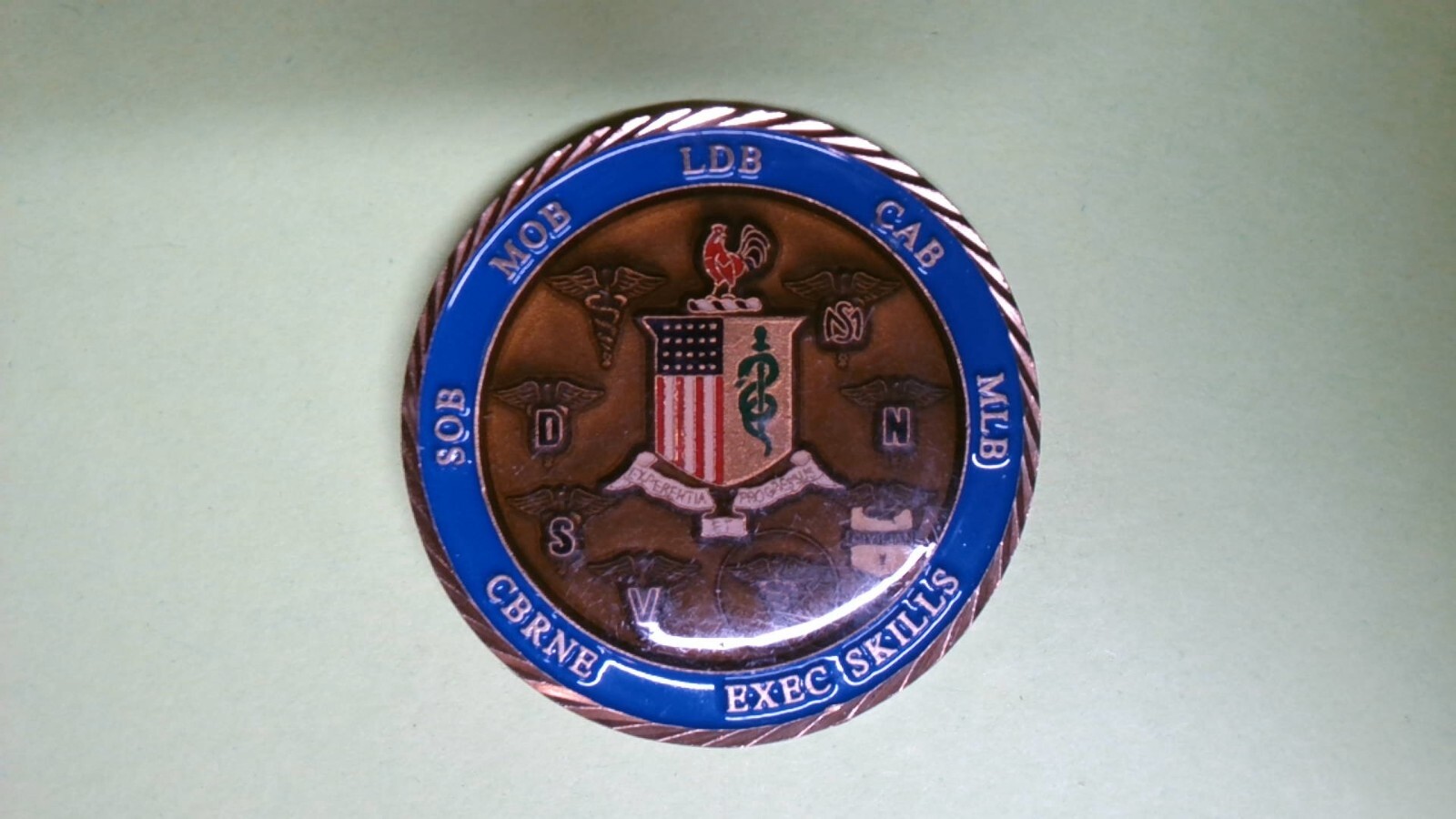 CHALLENGE COIN OLDER LEADER TRAINING CENTER AMEDDC&S EXEC SKILLS