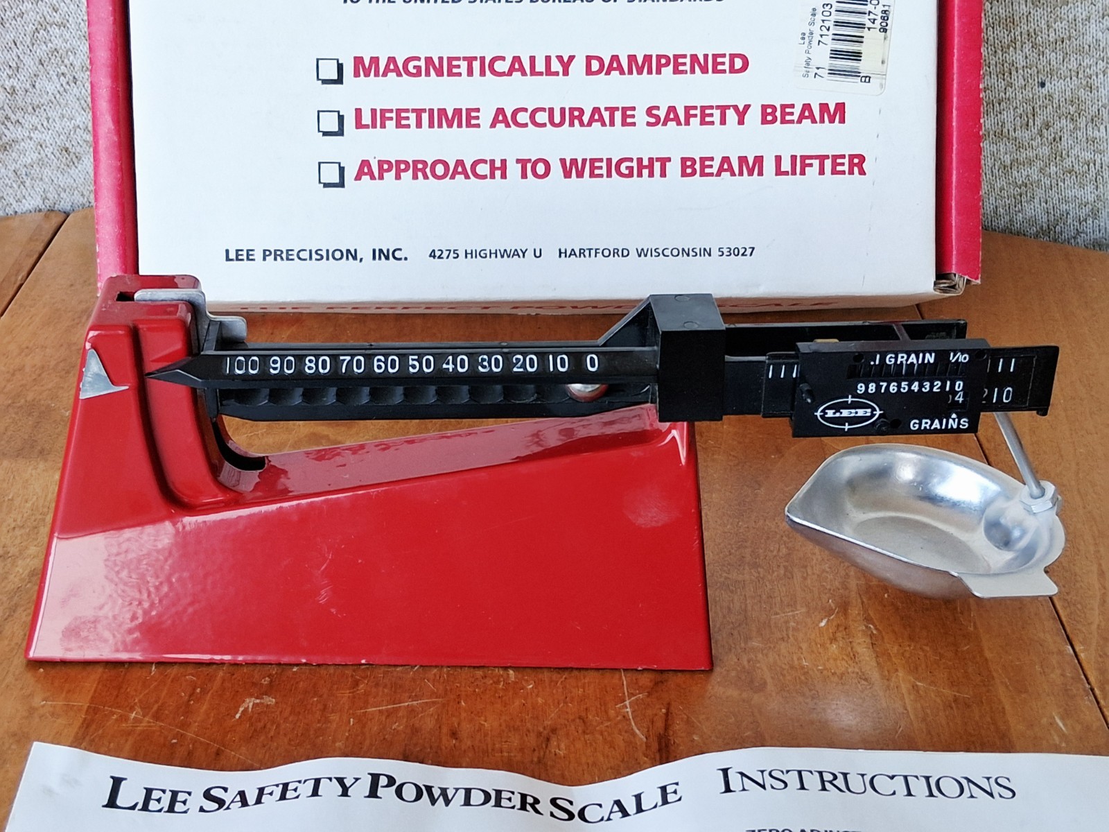 Lee 90681 Safety Magnetic Powder Scale 100 Grain Capacity - NOB