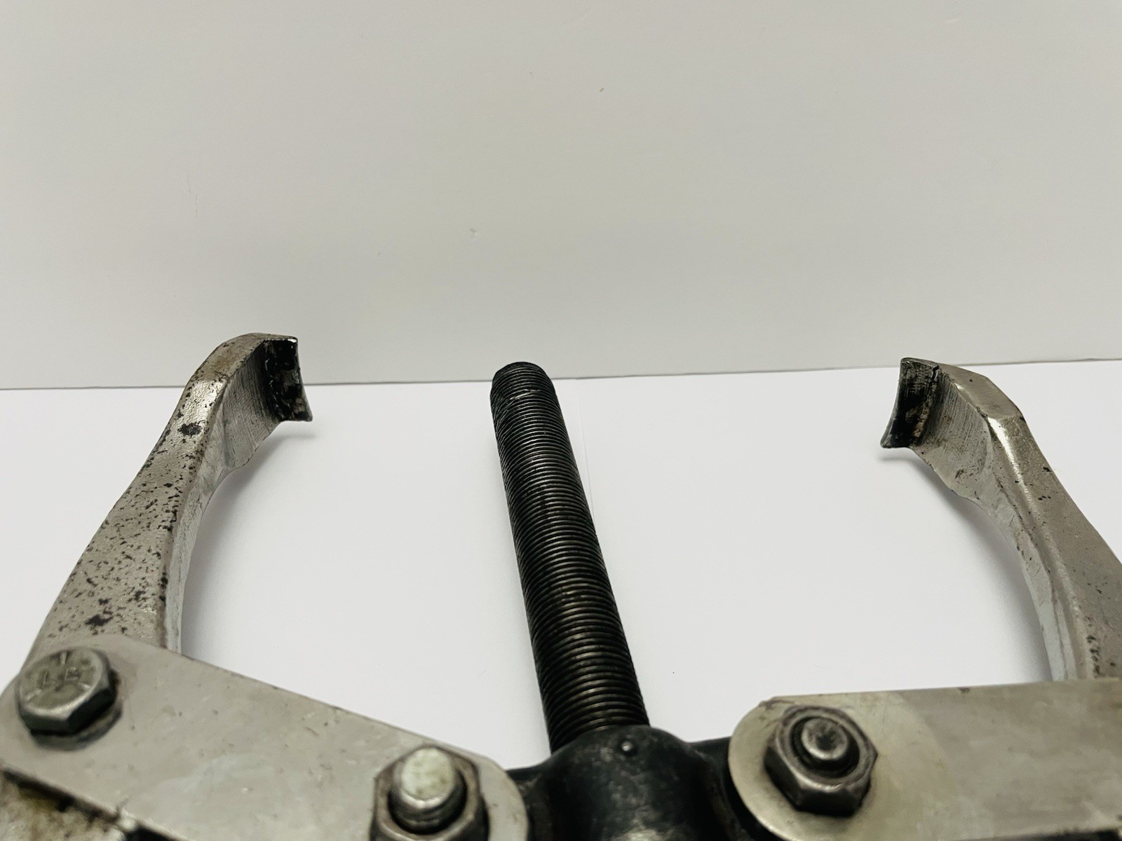 Jaw Puller Tool
