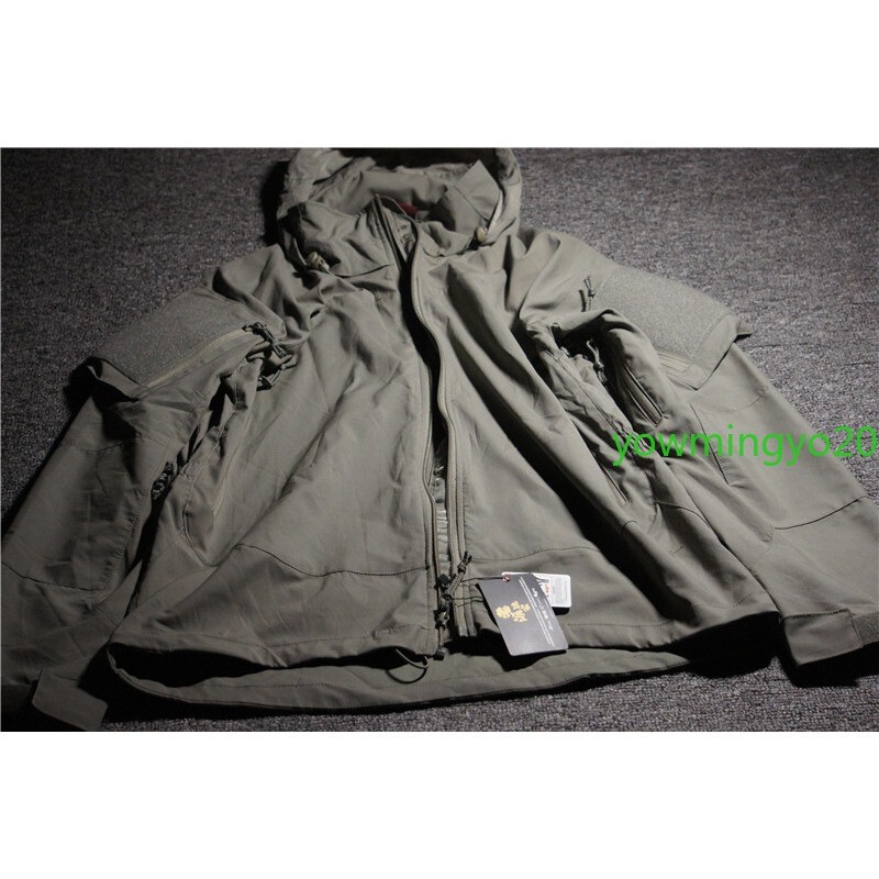 PCU L5 Tactical Nylon Outdoor Hiking Hoodie Coat Soft Shell Zipper Travel Jacket