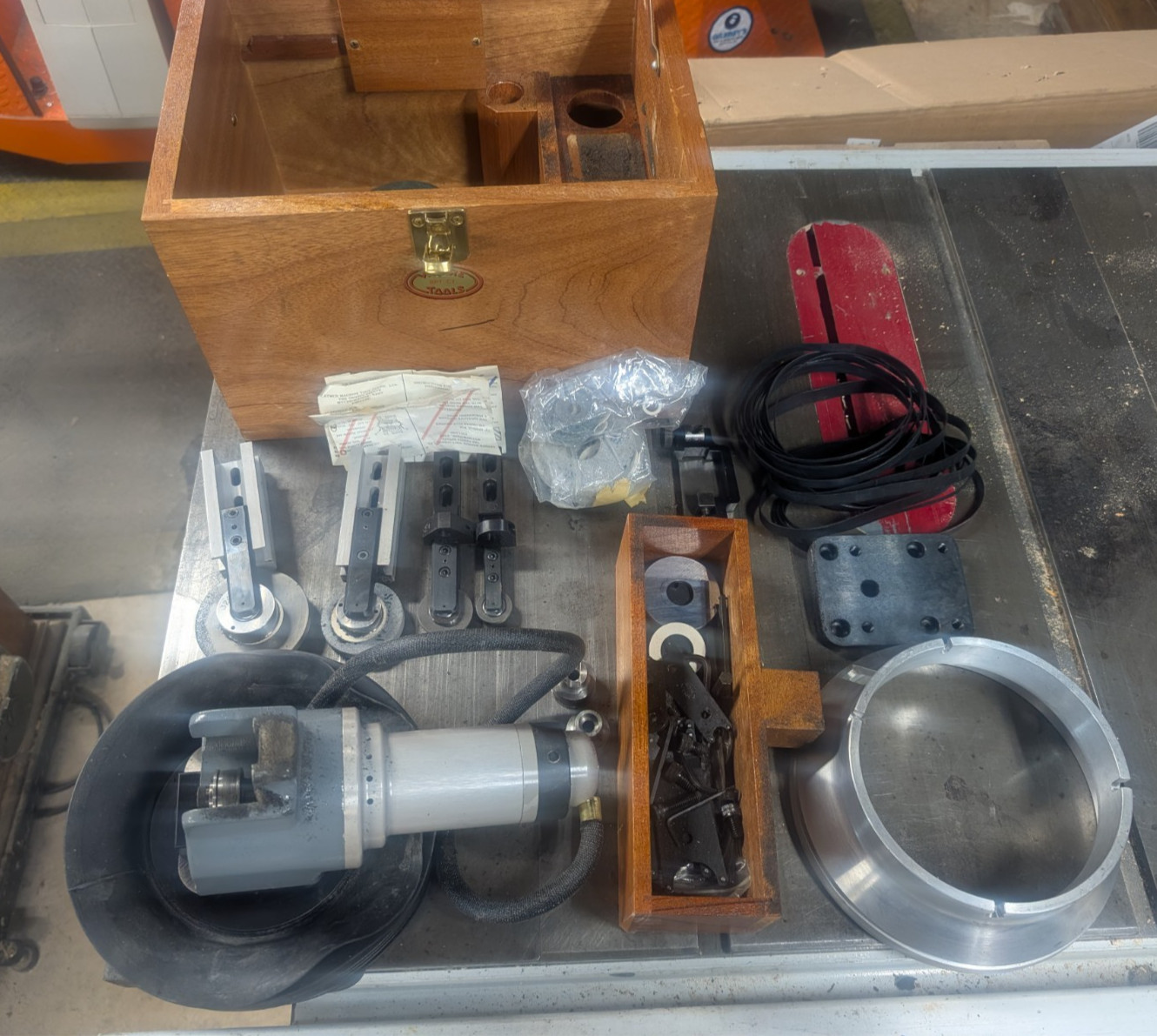 Moore Tools Pneumatic Slot Grinder Wood Case And Accessories