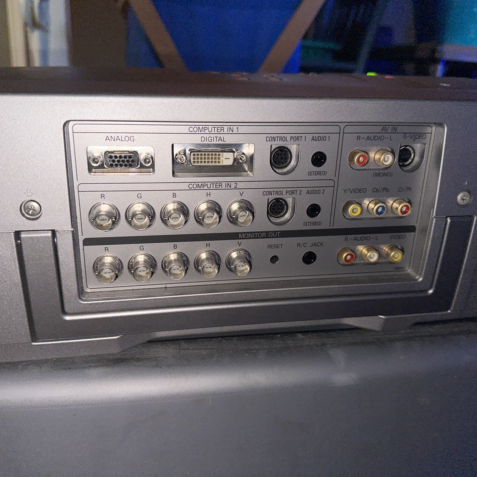 Sanyo PLC-XP30 Large Venue Presentation Projector - PRO xtraX Multimedia -TESTED