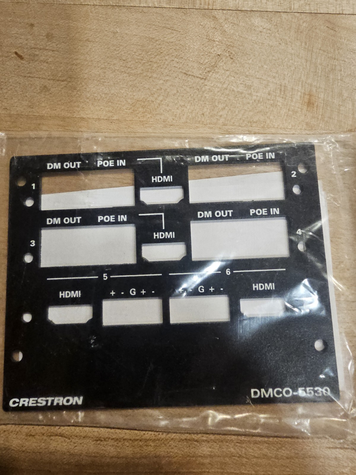 Crestron dmco-5530-p Plate For DMCO-5530