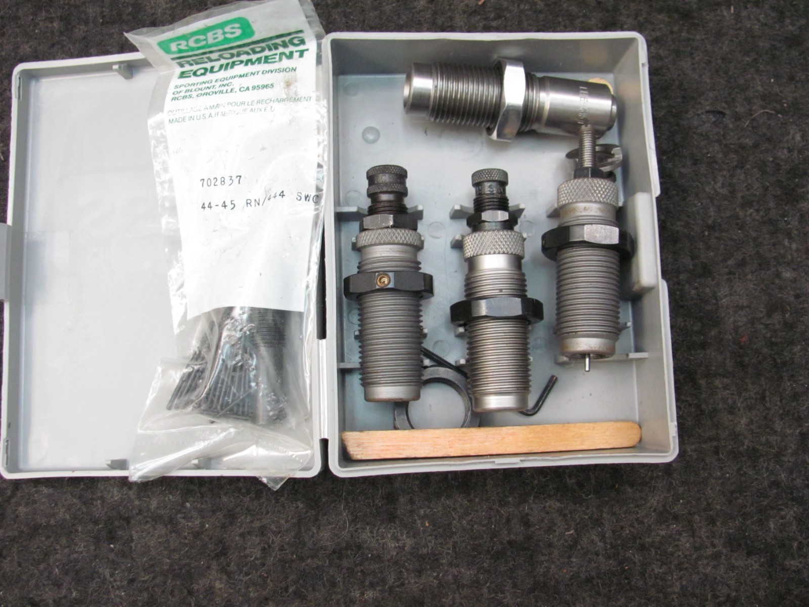 RCBS .45 ACP/ GAP CARBIDE T/C RELOADING DIE SET WITH EXTRAS, 18915