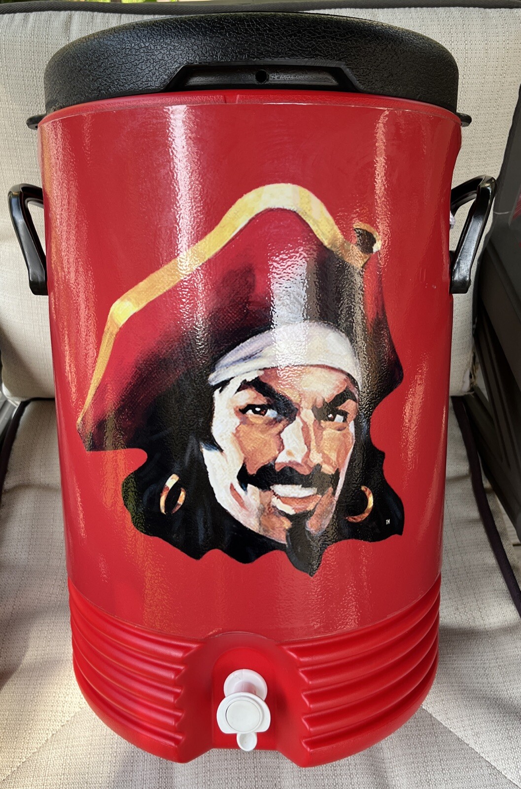 Captain Morgan Igloo Cooler Red 5 Gallon ‘GO FULL CAPTAIN’ Handles Rare