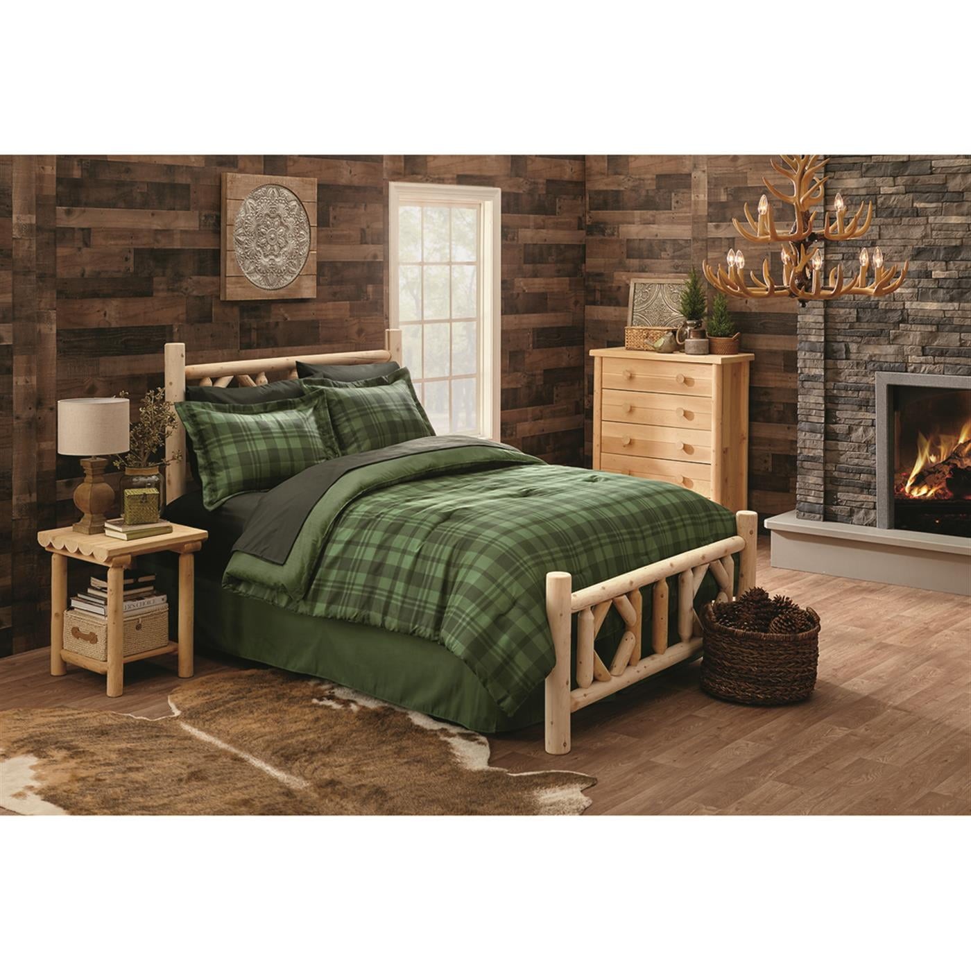 Full Size Natural Cedar Log Bed Frame Rustic Solid Wood Headboard Footboard Room