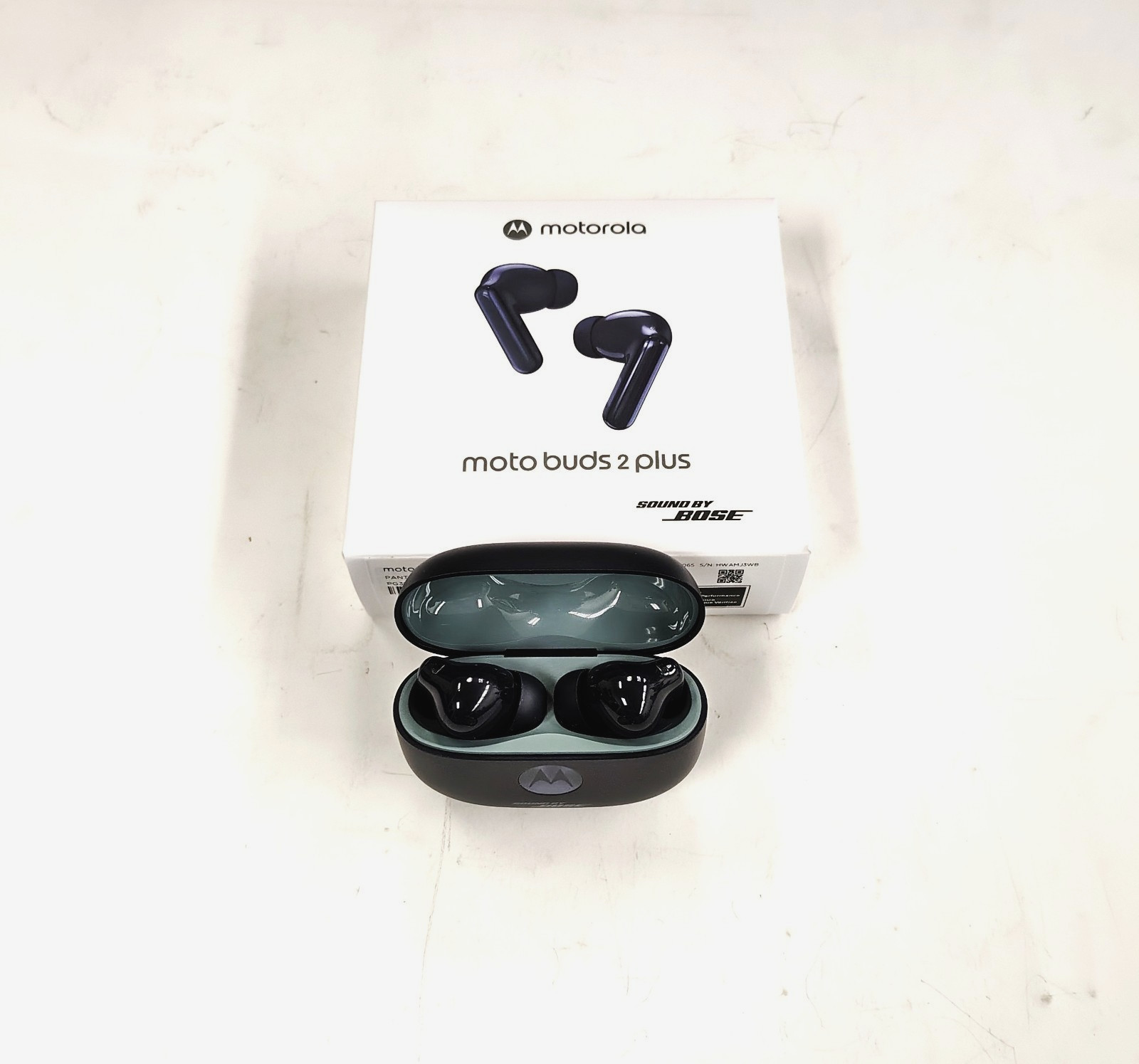 Motorola Moto Buds 2 Plus earbuds open box