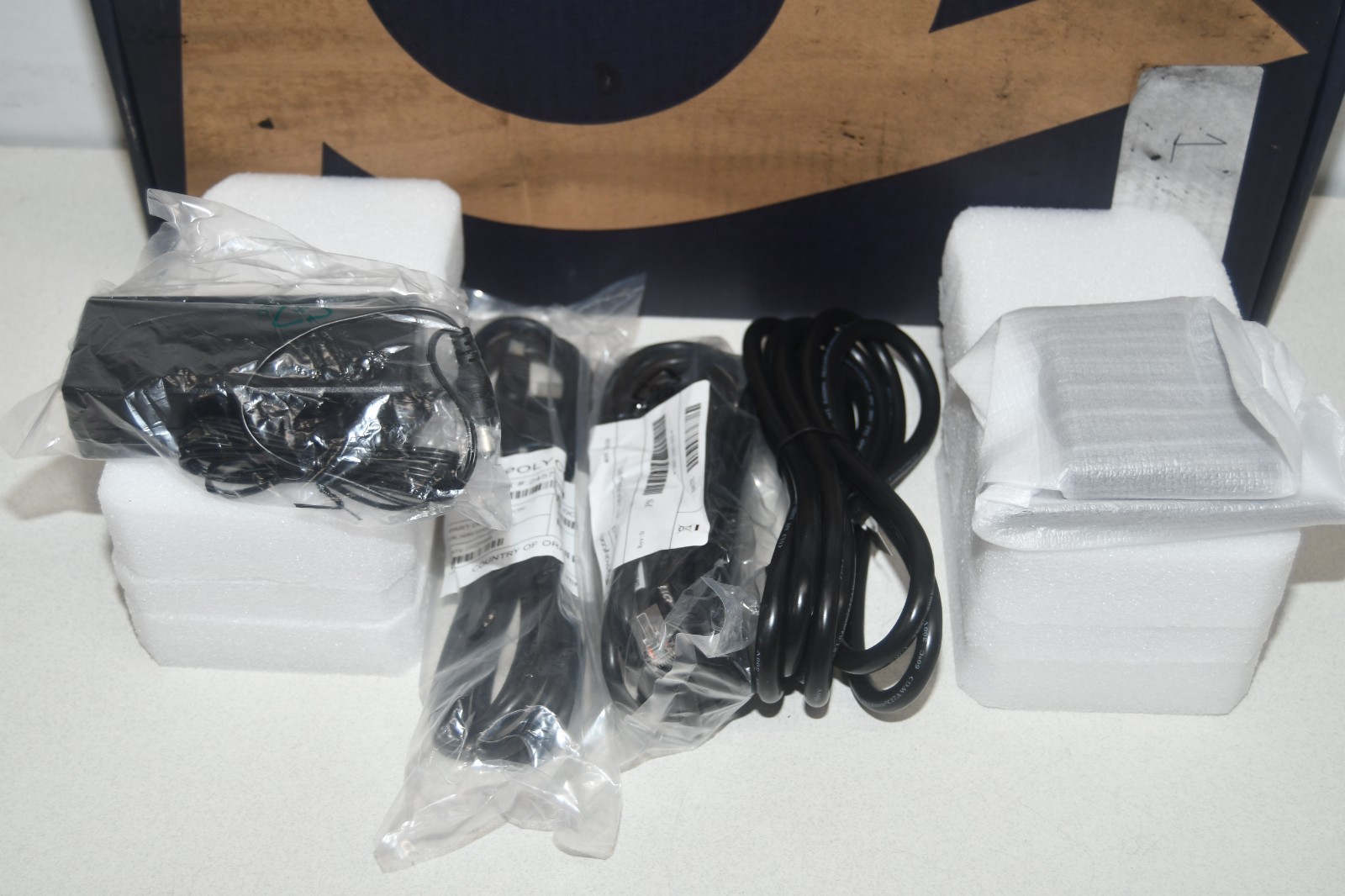 ^ Poly Studio X30 Video Conference Bar (No Controller) #X8413