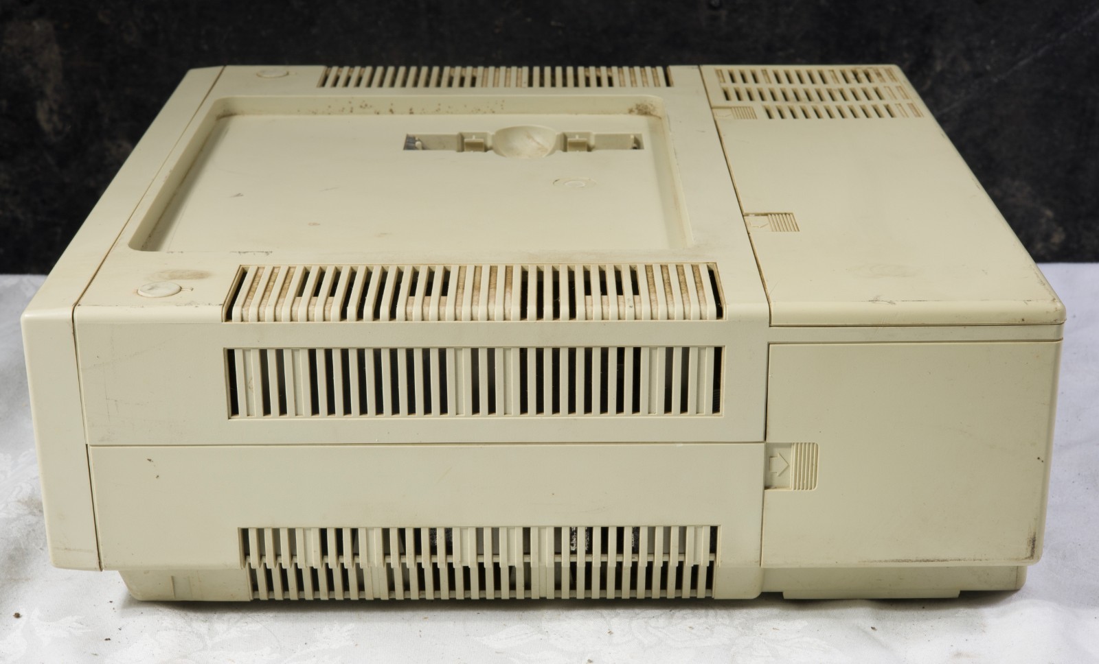 Vintage Amstrad PC1640DD 8086 untested 1894