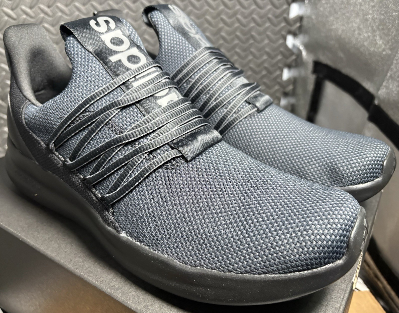 Adidas Lite Racer Adapt 7.0 Blk/Grey MENs Size 10.5 NEW Box/tag FREESHIP IE6327