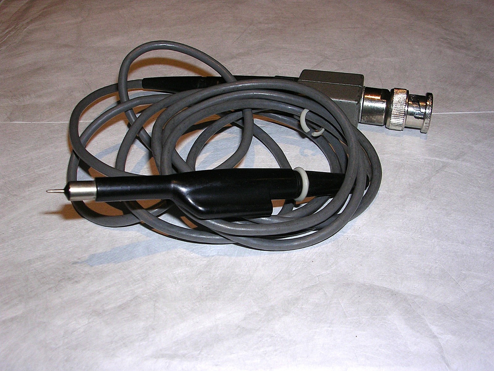 TEKTRONICX OSCILLOSCOPE PROBE P6120 TESTED