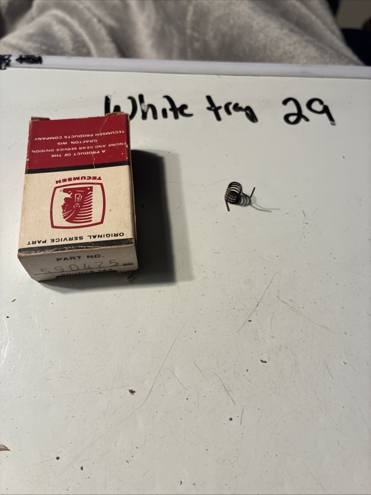 (1) Genuine Tecumseh 590475 Spring Nos Oem Sold Individually
