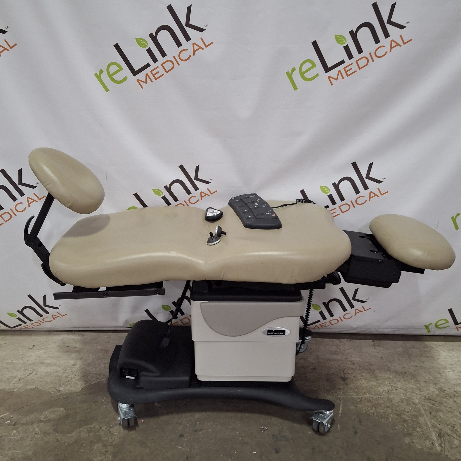 Midmark 630 Procedure Chair