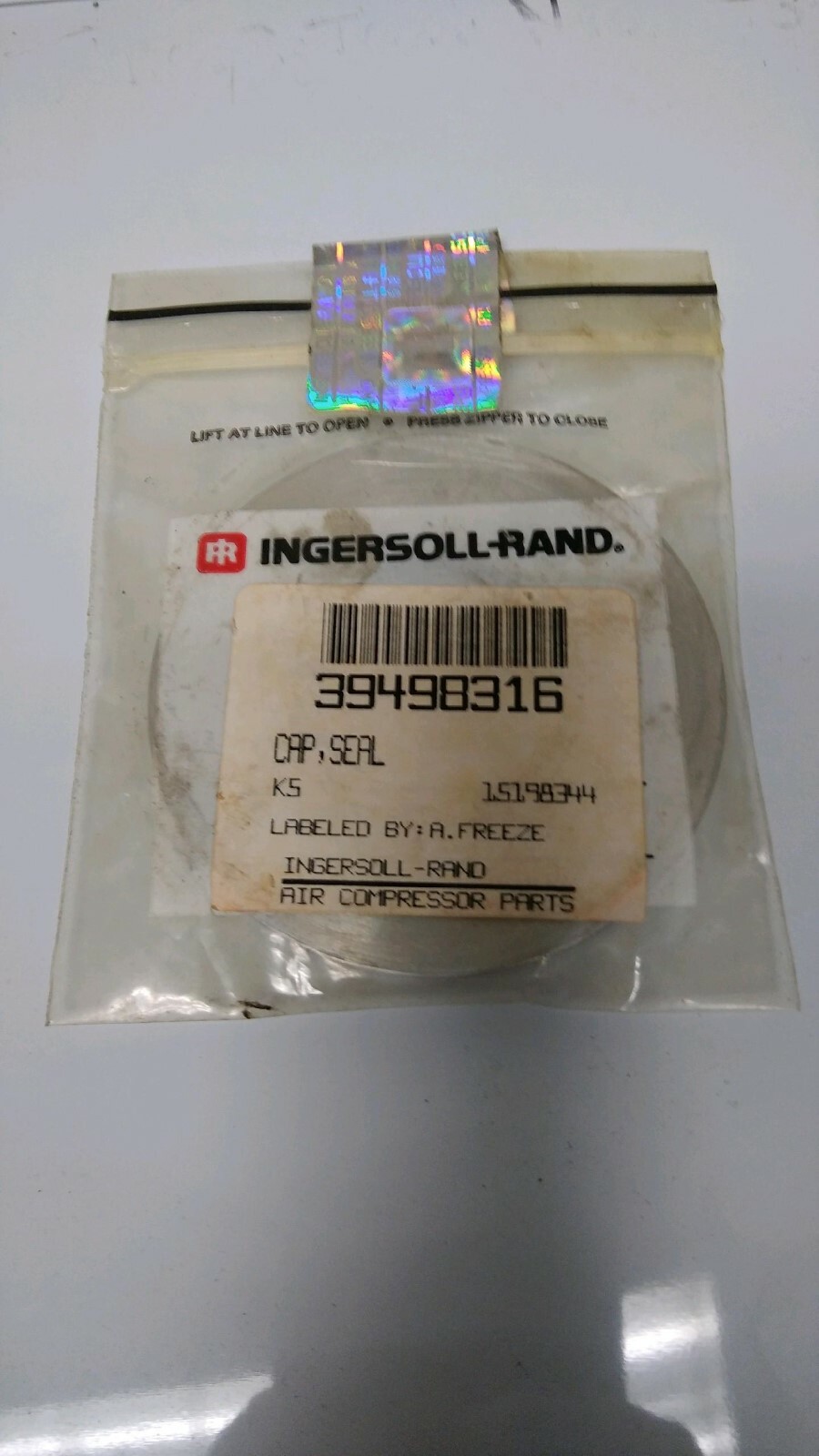Ingersoll-Rand SEAL CAP 39498316 *SEALED*