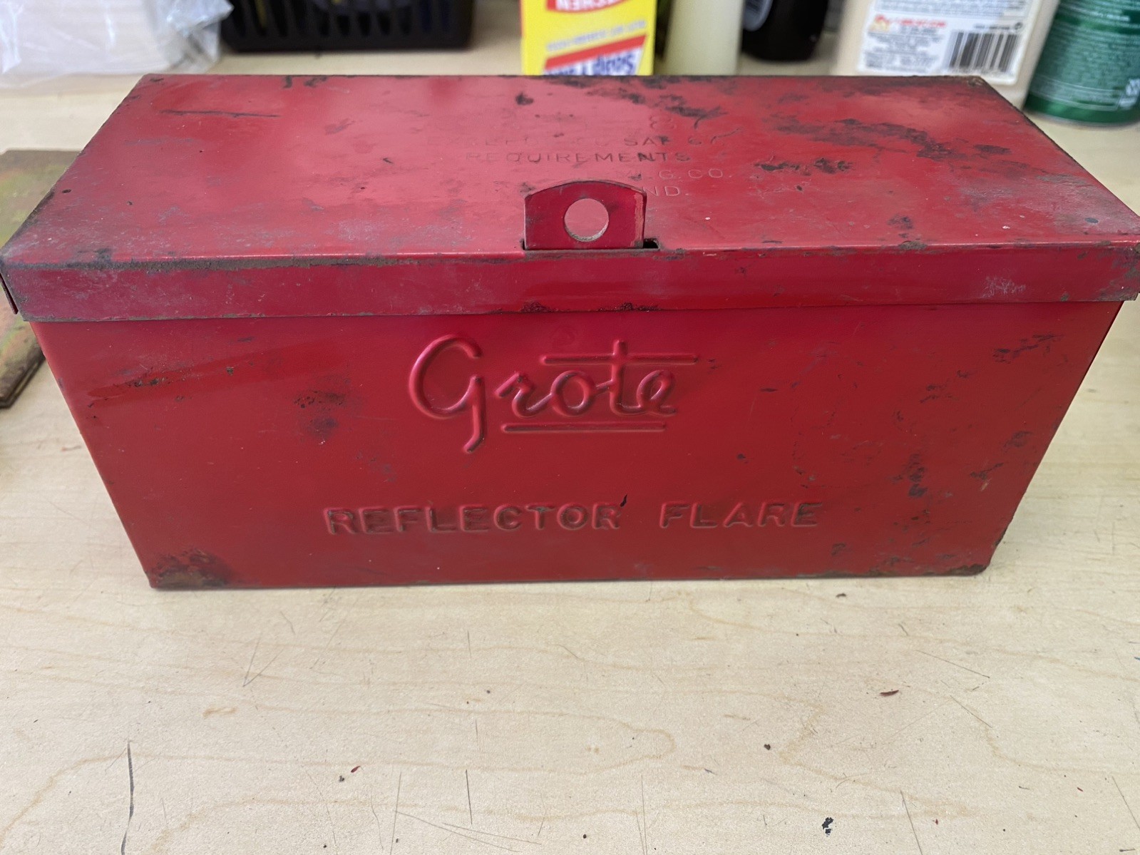 Grote Reflector Flare Car Kit Truck Camper Emergency Roadside VTG Red Metal Box