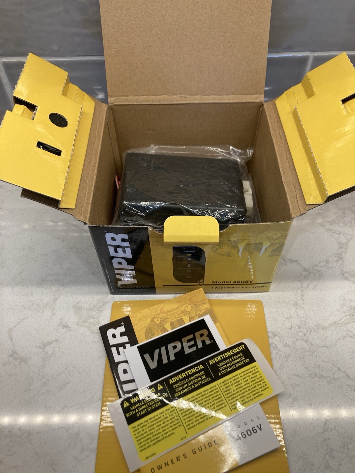 Viper Model 4606V 1-Way remote start system with keyless entry