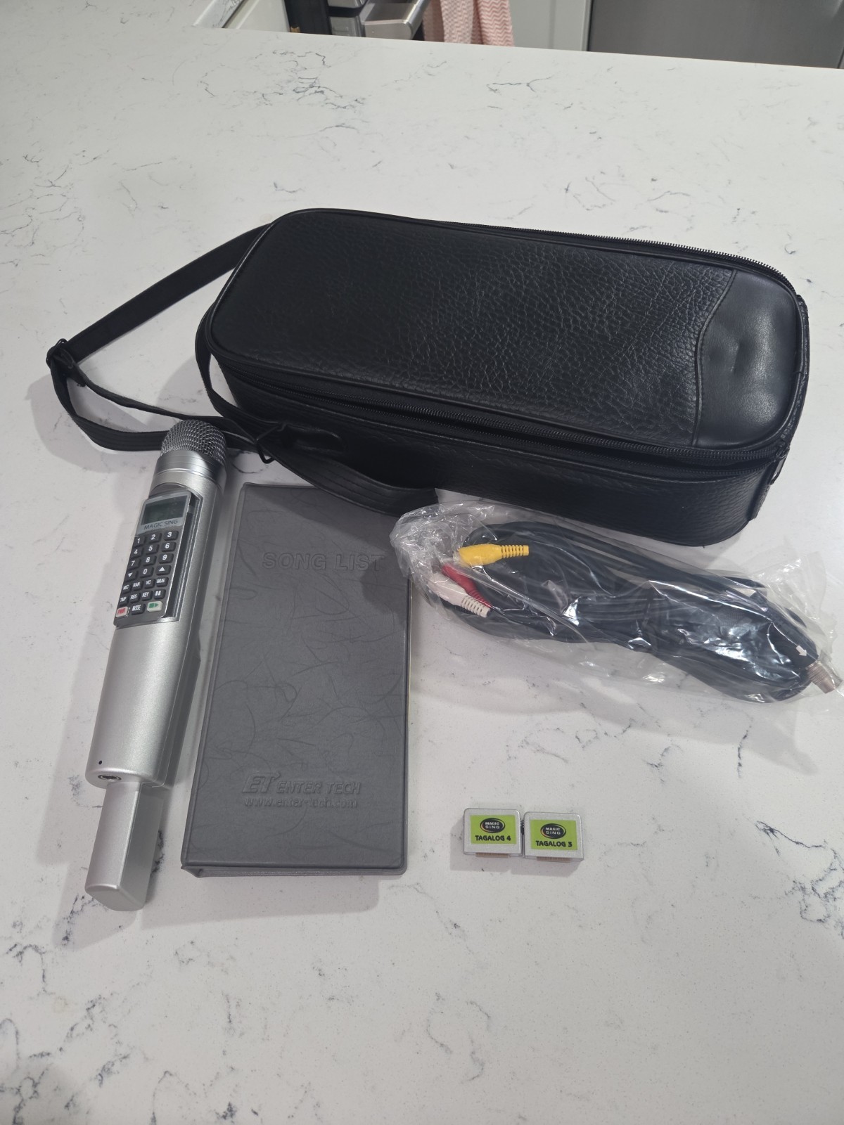 Enter Tech MagicSing Karaoke Microphone Main Cable Case w/ 2 Chips & Book