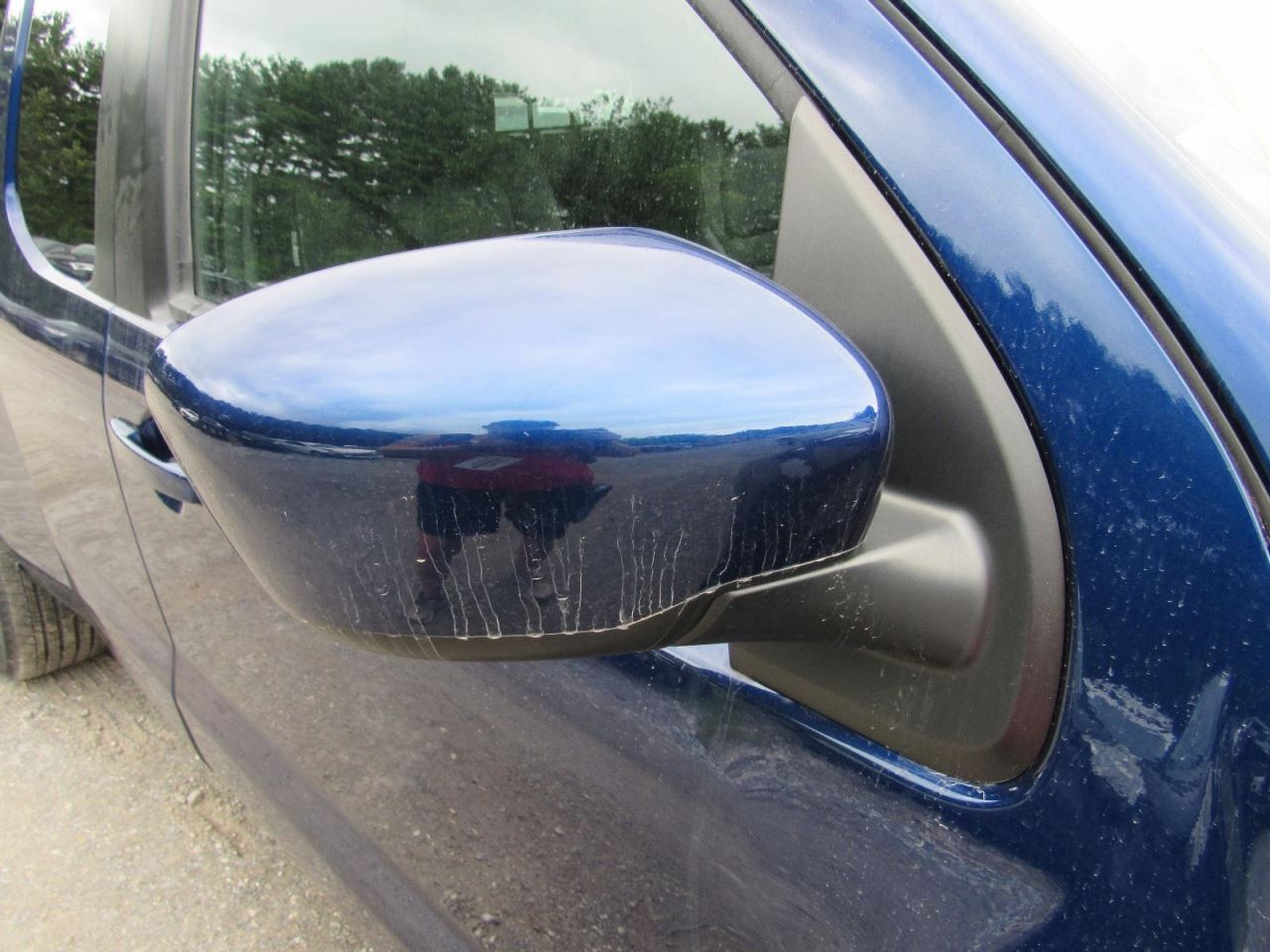FRONTIER 2023 Glove Box 1067586