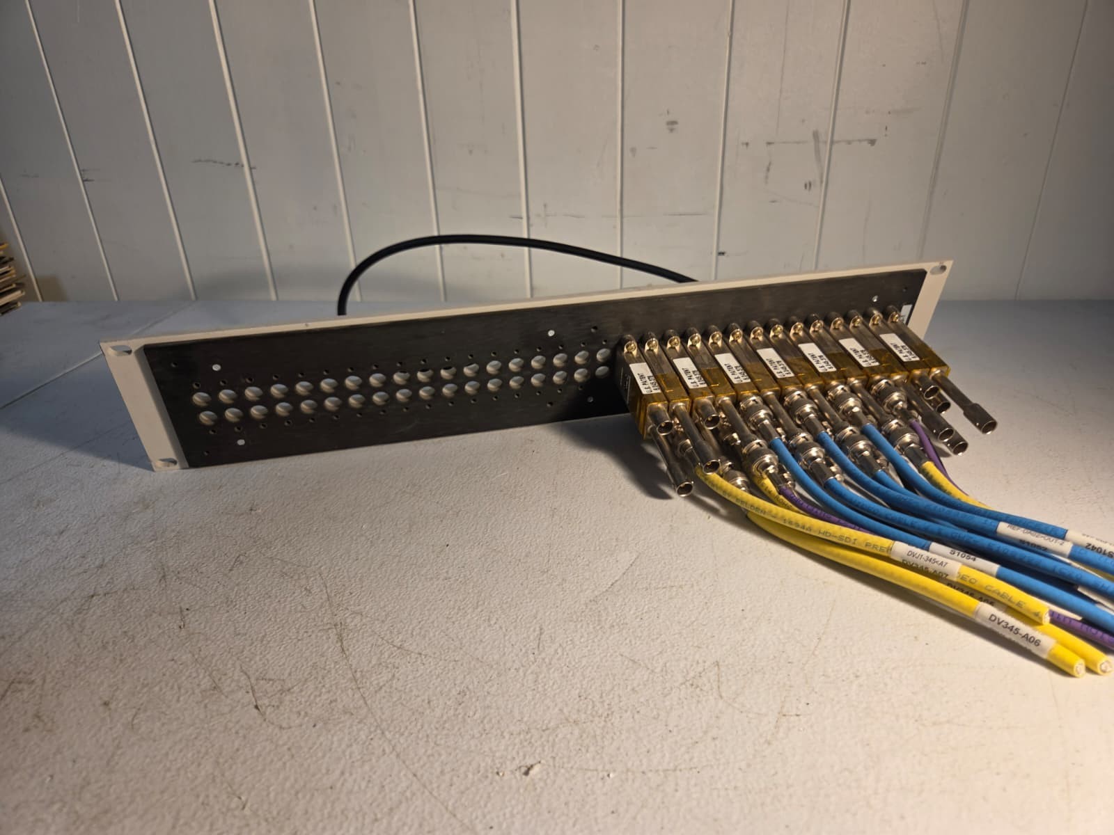 Bittree 64 Point BNC Video Patch Panel Broadcast TV Studio Patchbay w/Cables