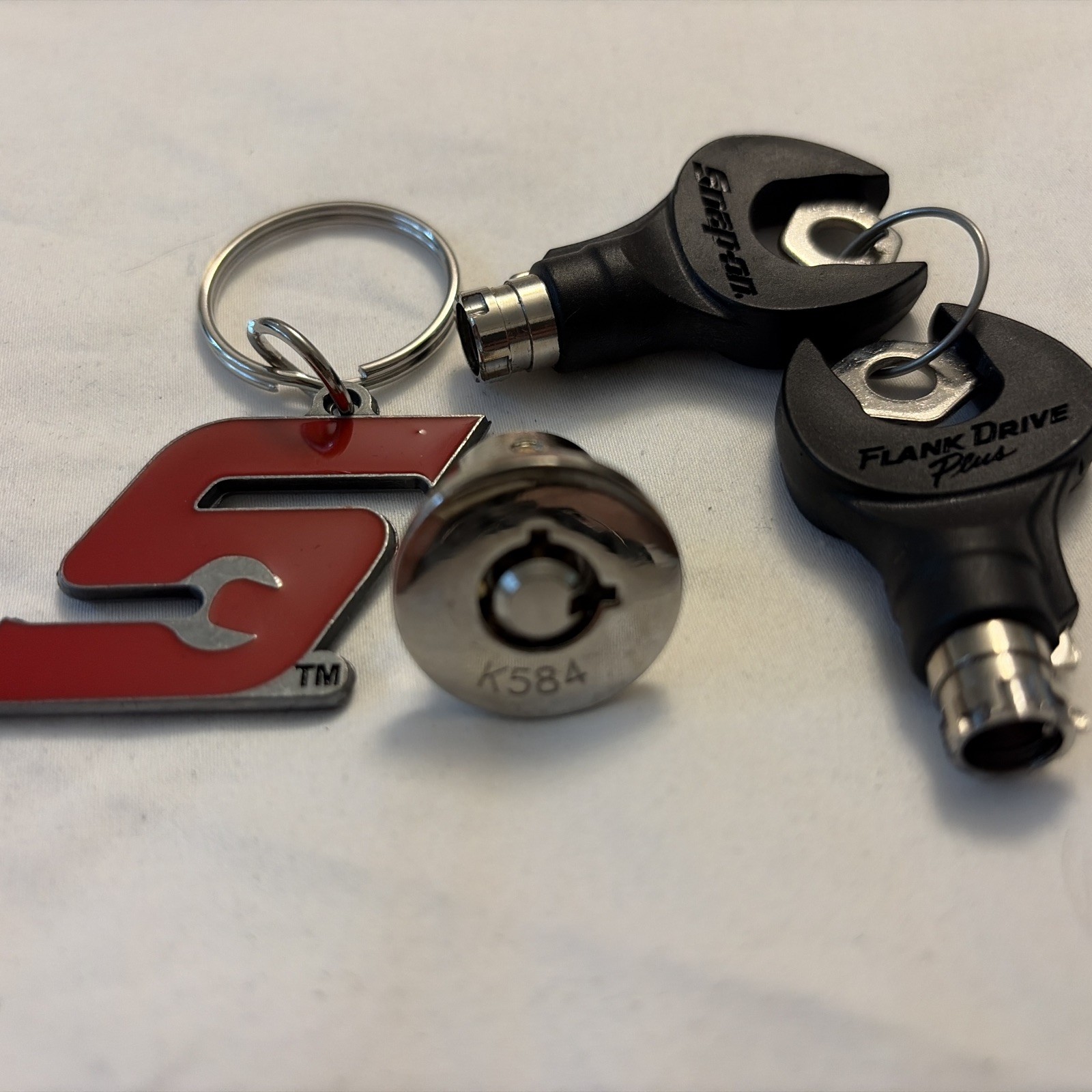 Snap On Flank Drive Lock Cylinder Key Set #K584 - 2 Keys