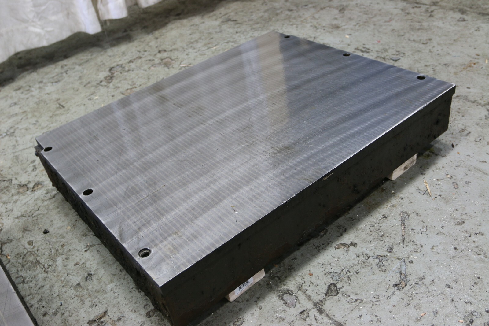 24" X 31" MAGNETIC CHUCK: YODER #69945