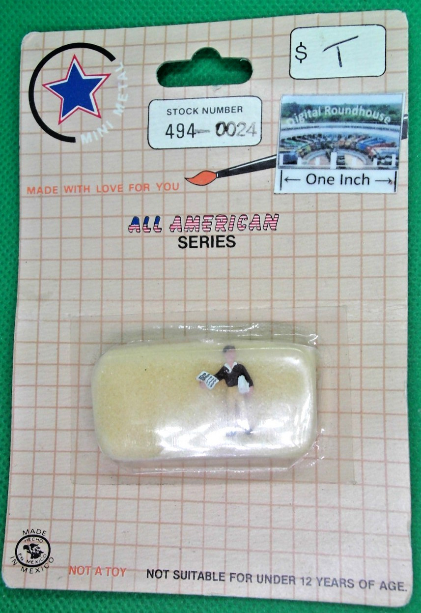 Mini Metal Figures HO #494-0024 T Newspaper Delivery Boy - More Below