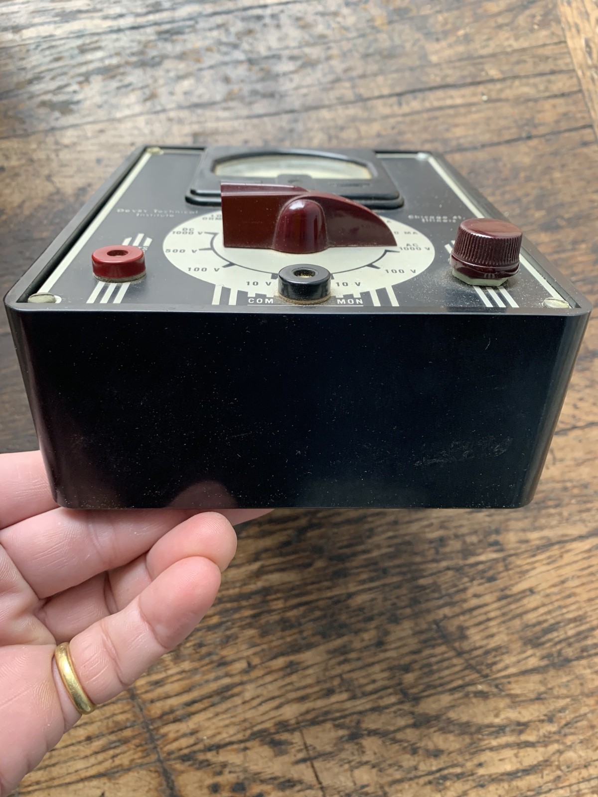 vintage 1955 DeVry Technical Institute model 1C04 Multimeter Ohmmeter Voltmeter