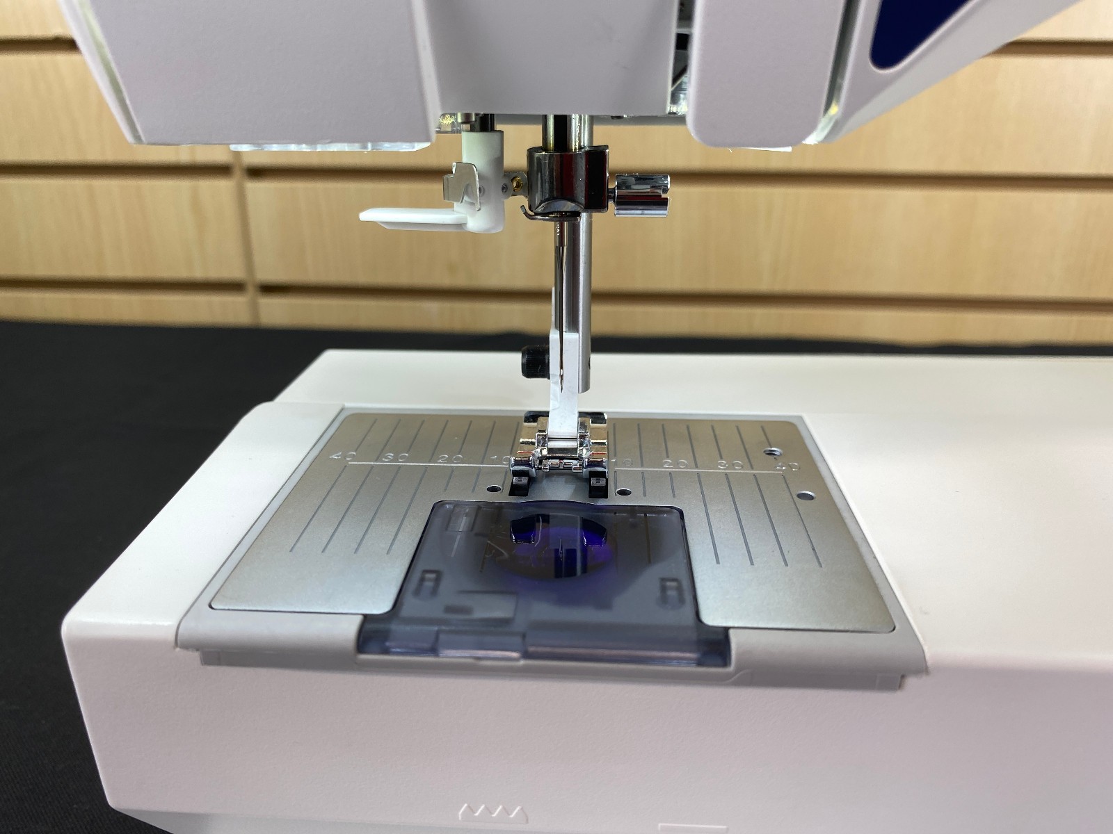 Husqvarna Sapphire 930 Computerized Sewing Machine - Quality Pre-Owned ✅