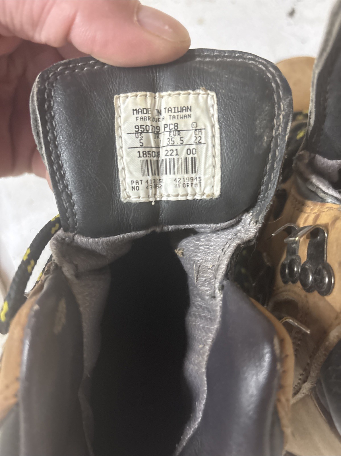 Nike Size 5 Hiking Boots