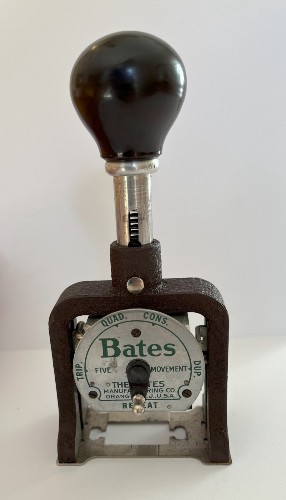 VINTAGE BATES SIX-WHEEL NUMBERING MACHINE  STYLE E Serial No: B411250 ex cond