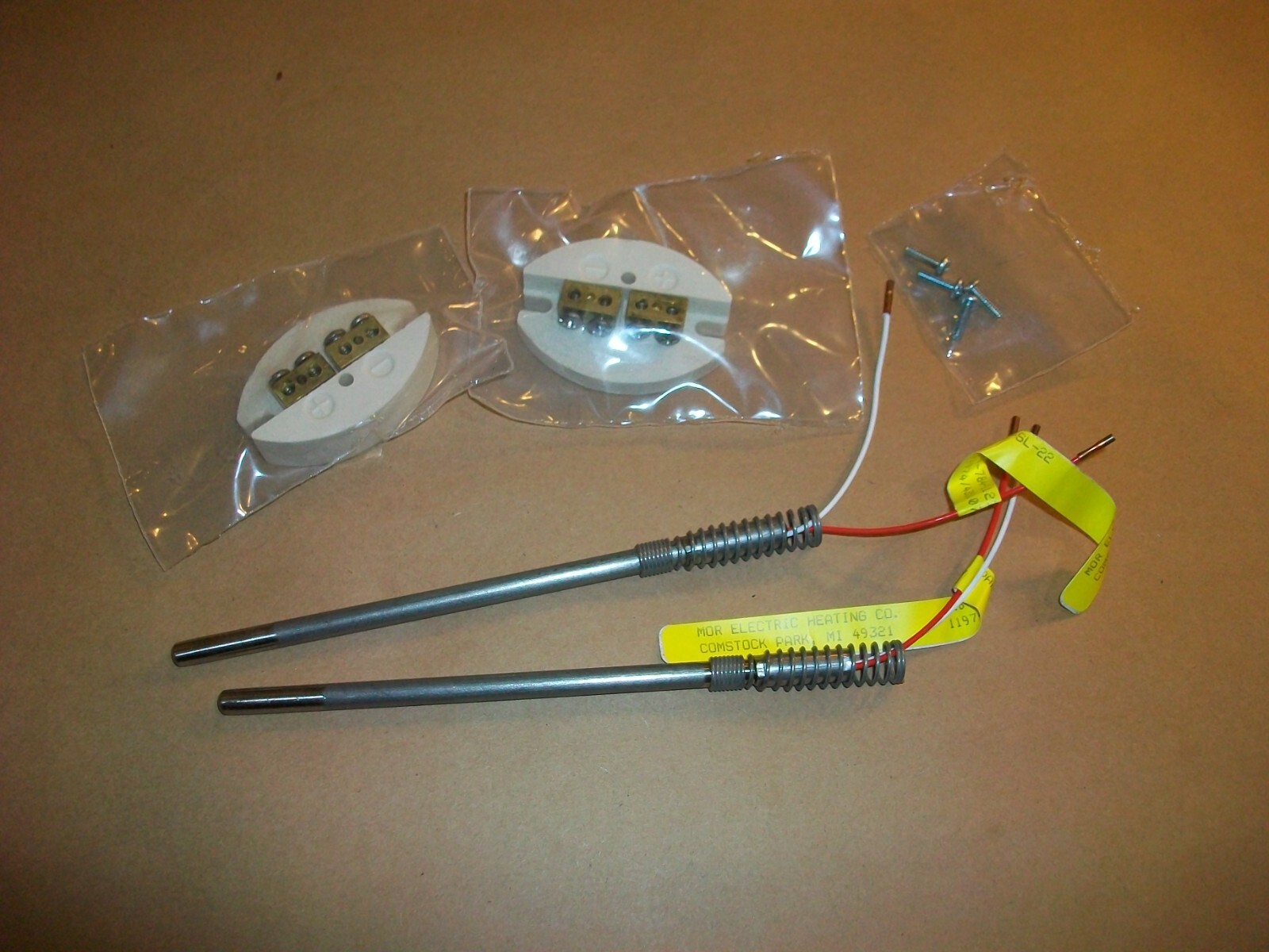 2pc MOR Electric Thermocouple J49U-006-SL-22  "J' Type   NEW