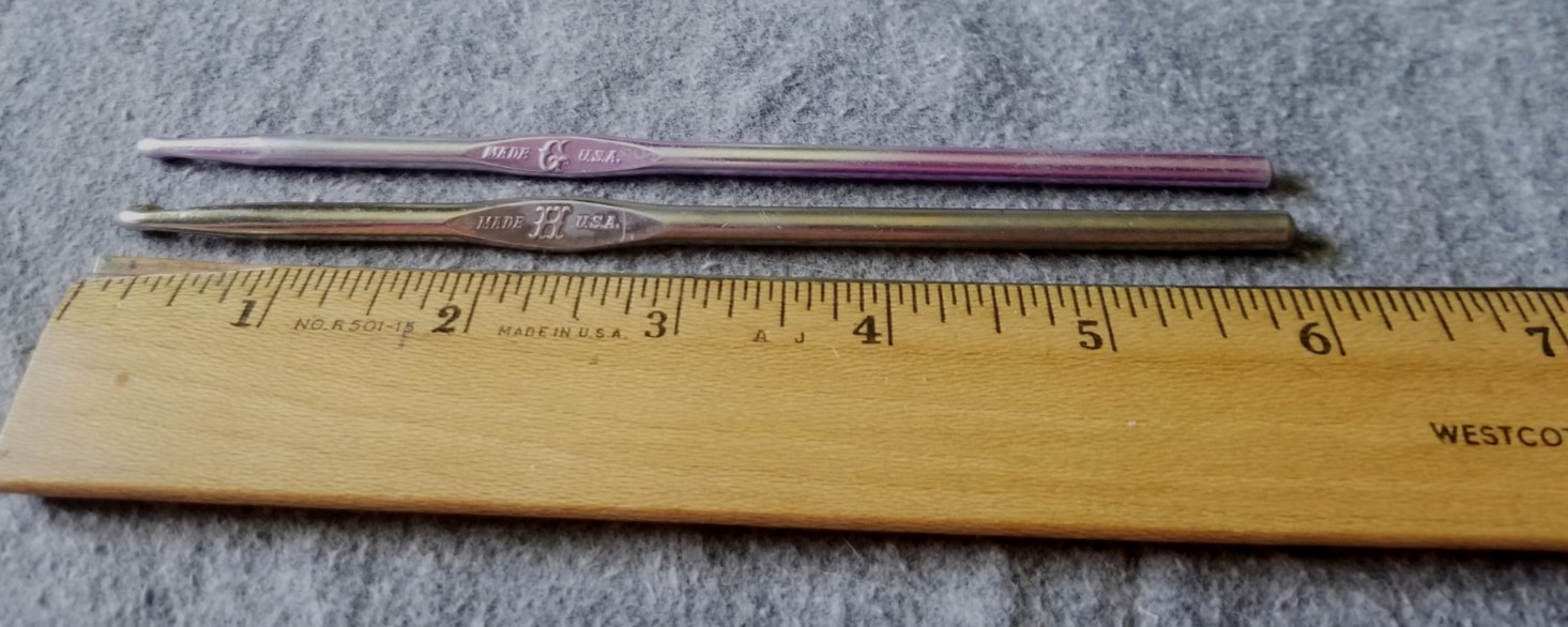 Lot of 2 "GEM" Vintage crochet hooks-Size G & H - show wear and use