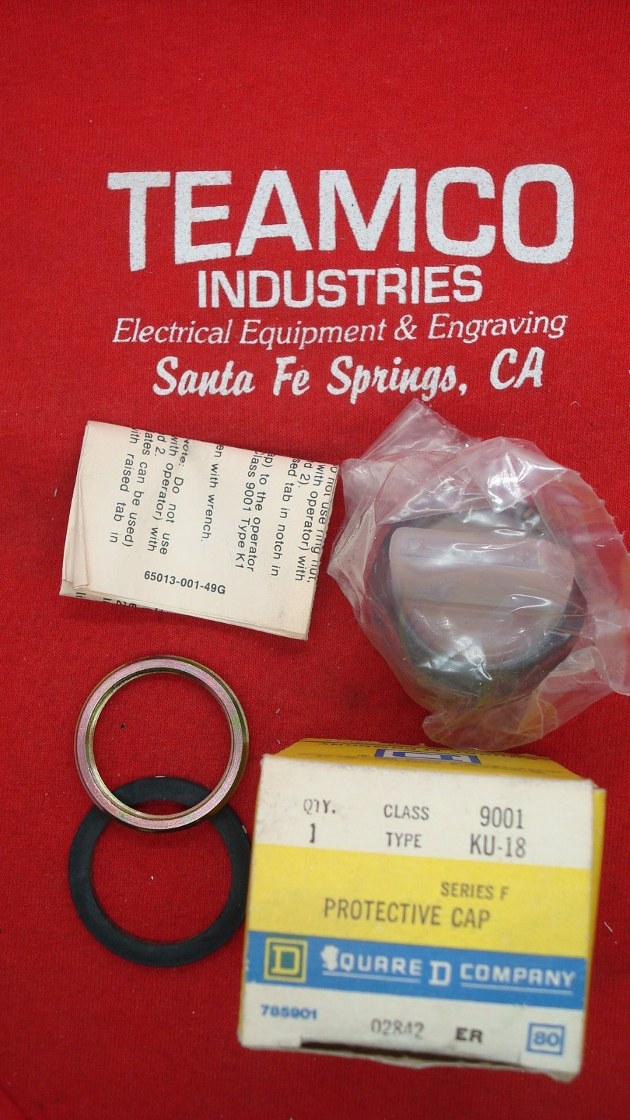 NIB Square D 9001KU18 Protective Cap for Selector Switch Series F Clear Cap