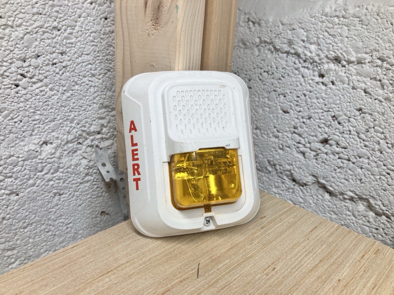 System Sensor SWL-ALERT Fire Alarm Alert NO BRACKET